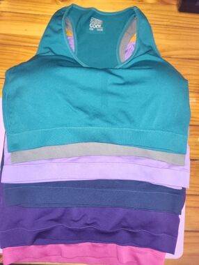 Lot Of 7  32° COOL Racerback Sports Bra Size XXL